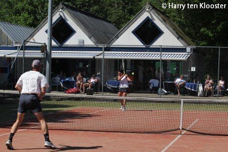 26-05-2012_tennis_pinkster_tournooi_ztc_pelikaan_04.jpg